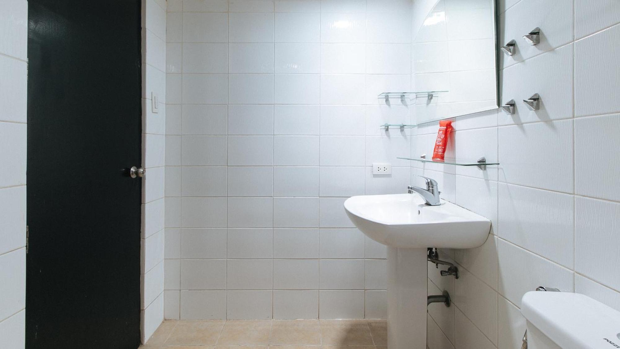 Reddoorz At Kassel Residences Paranaque Paranaque City Exteriör bild